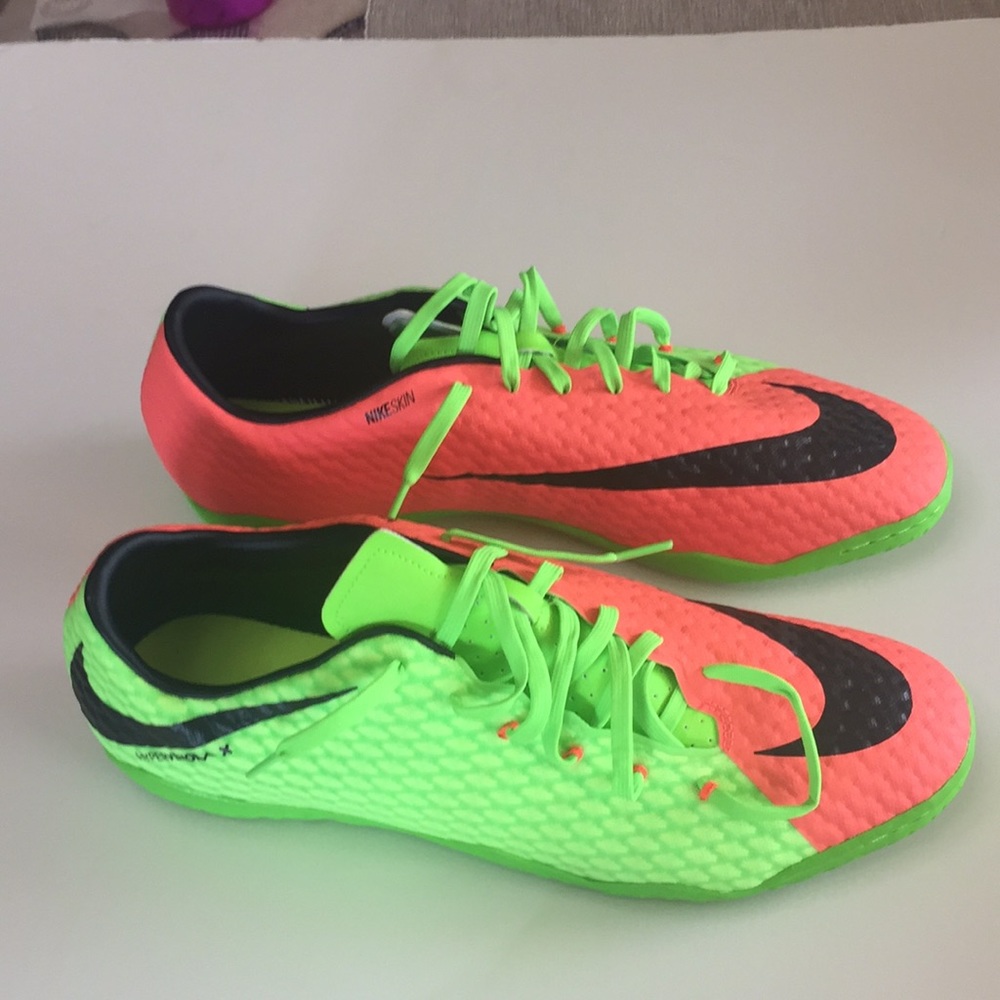 Nike Hypervenom Phelon III IC - Electric Green